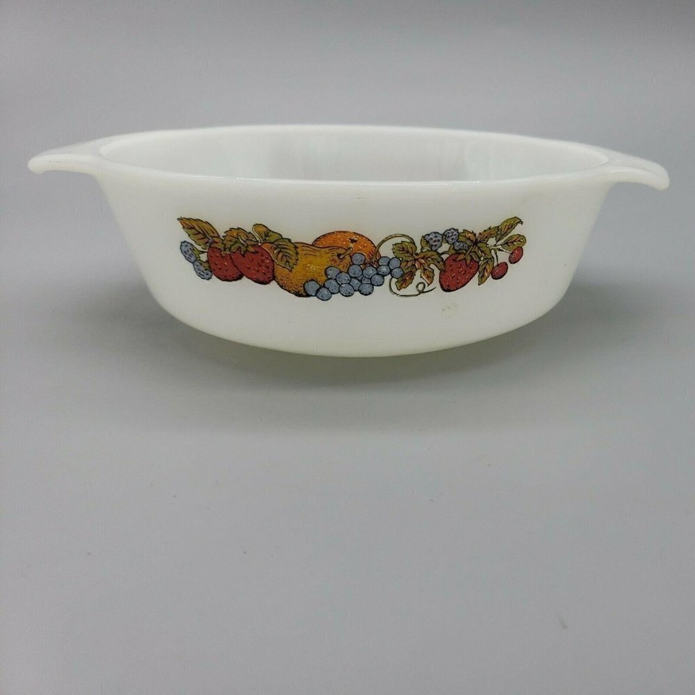 Anchor Hocking Fire King 426 Natures Bounty Fruit 1 qt. White milk glass bowl